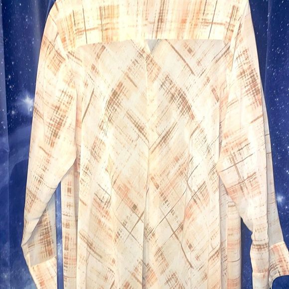 Lisa Rinna long sleeved sheer button down duster/tunic Super super cute! Sz 1X - Picture 5 of 6